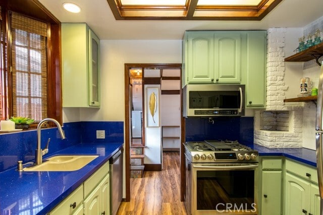 Building Photo - 708 E Alta Way