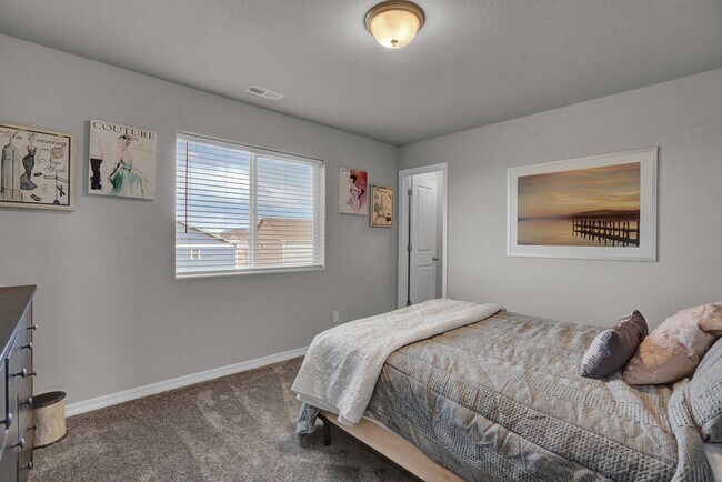 Building Photo - 8345 Talc Dr
