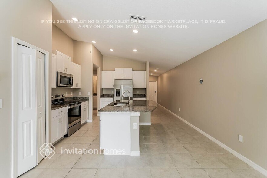 Building Photo - 11218 Riley Pines Cir