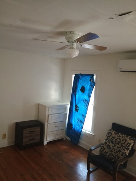 Building Photo - 2806 Nueces St