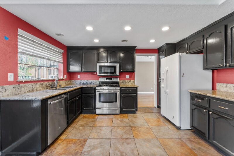 Building Photo - 2126 Sunhaven Ct