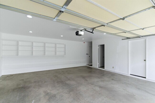 Building Photo - 7209 E McDonald Dr