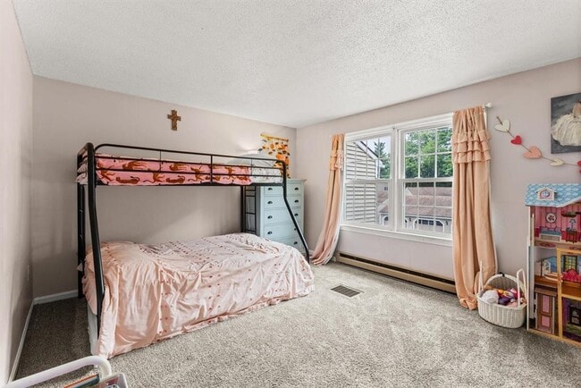 Building Photo - 56 Durham Rd