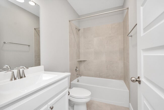 Building Photo - 713 Strawberry Pines Ct
