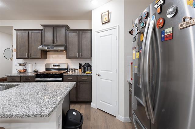 Building Photo - 1602 Harvest Glen Dr