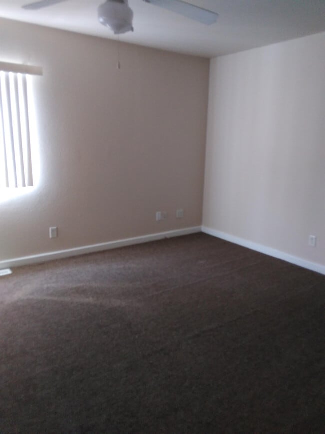 Building Photo - 701 S James St