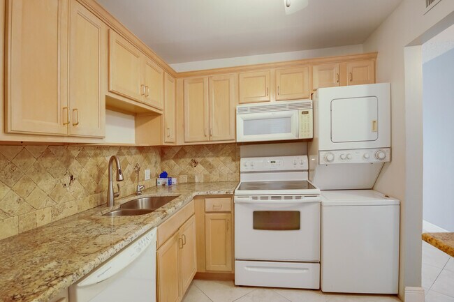 Building Photo - 4272 Deste Ct