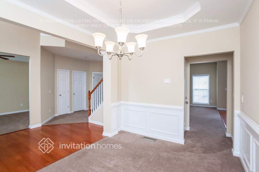 Building Photo - 809 Bishops Run Ln