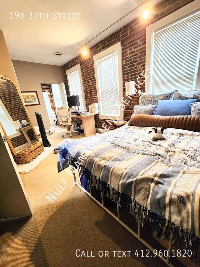 Building Photo - 196 37th St