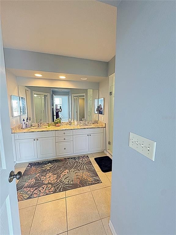 Building Photo - 1200 Country Club Dr