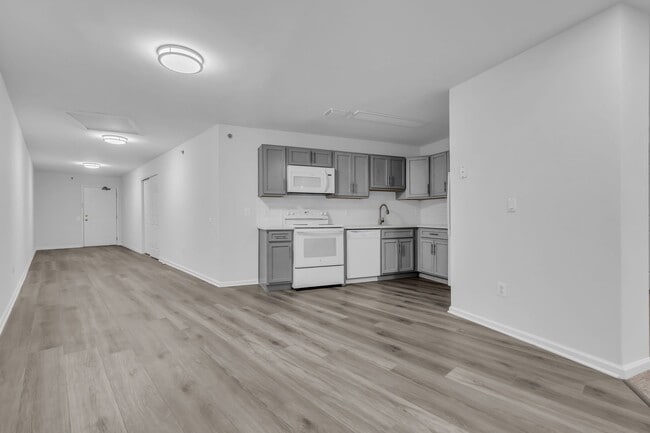 Interior Photo - Riverside Apartments