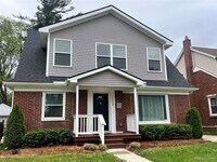 Building Photo - 1508 Gardenia Ave