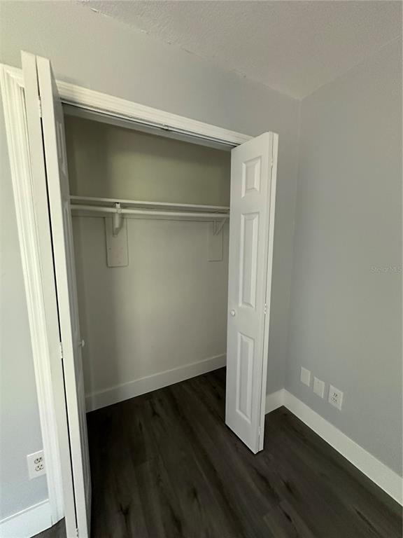 Building Photo - 3915 Anthony Ln