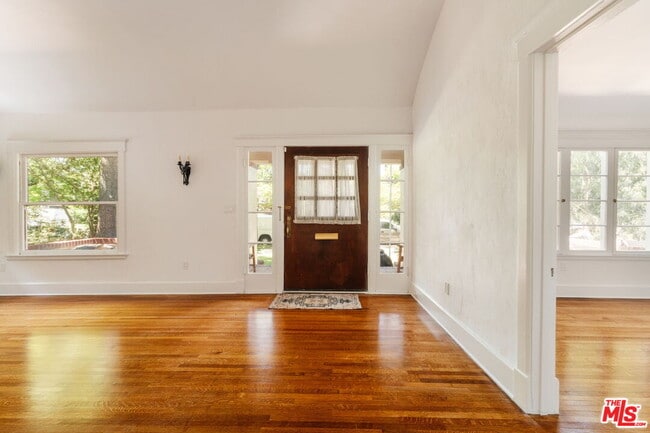 Building Photo - 2170 W 24th St