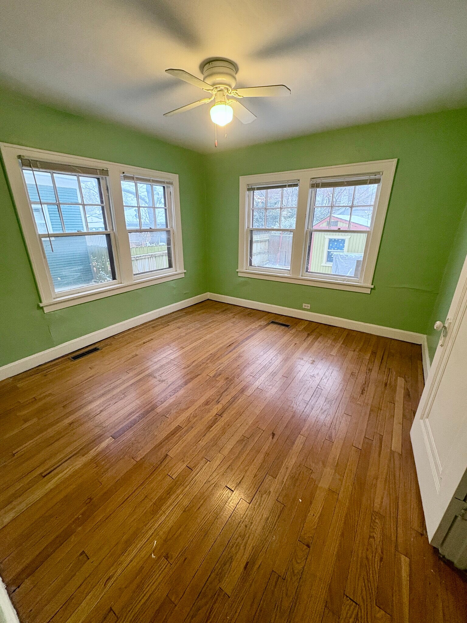 Master bedroom - 3904 Charlotte St