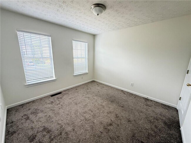 Building Photo - 4030 Brushy Creek Way