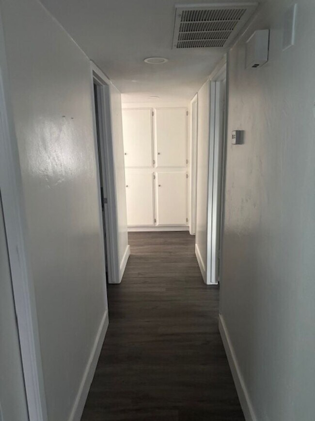 Building Photo - 2816 Ashe Rd