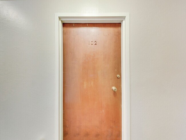 Building Photo - 2228 Union St