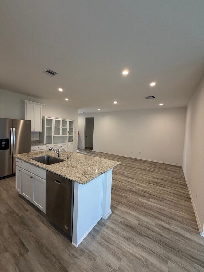 Building Photo - 31138 Delamere Turn Trial