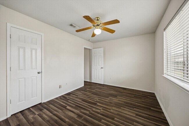 Building Photo - 2614 Balsam Ridge Way