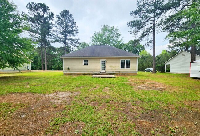 Building Photo - 1404 Georgia Ave SE