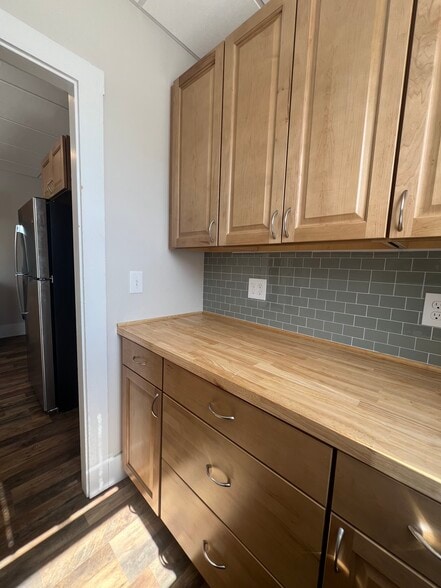 Pantry - 75 Boynton St