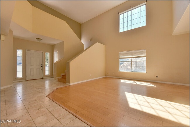 Building Photo - 6123 La Posta Dr