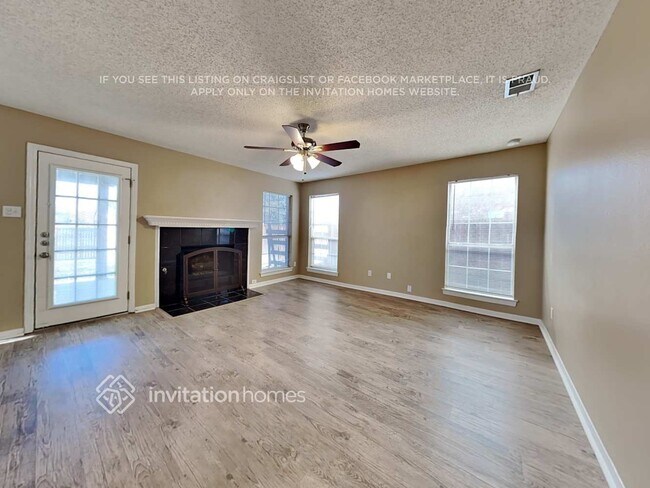 Building Photo - 3409 Windchase Dr