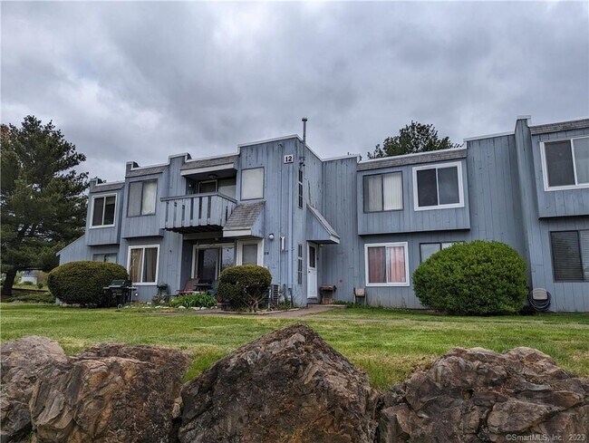 Building Photo - 12 Cedar Ct