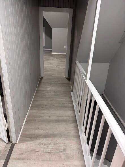 Building Photo - 78 E Broad St