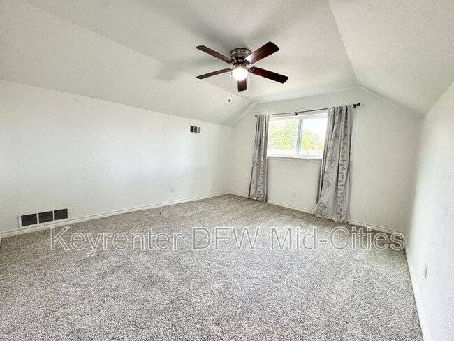Building Photo - 13411 Charcoal Ln
