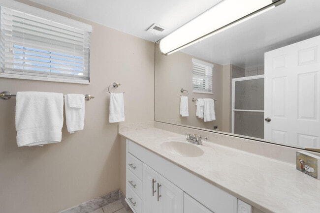 Building Photo - 111 N Pompano Beach Blvd