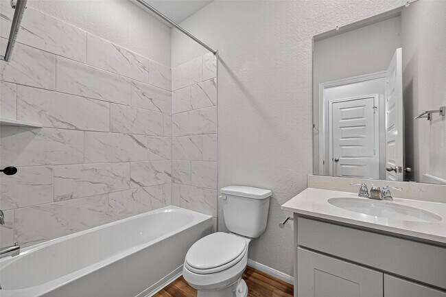 Building Photo - 8304 Bristlecone Pne Wy