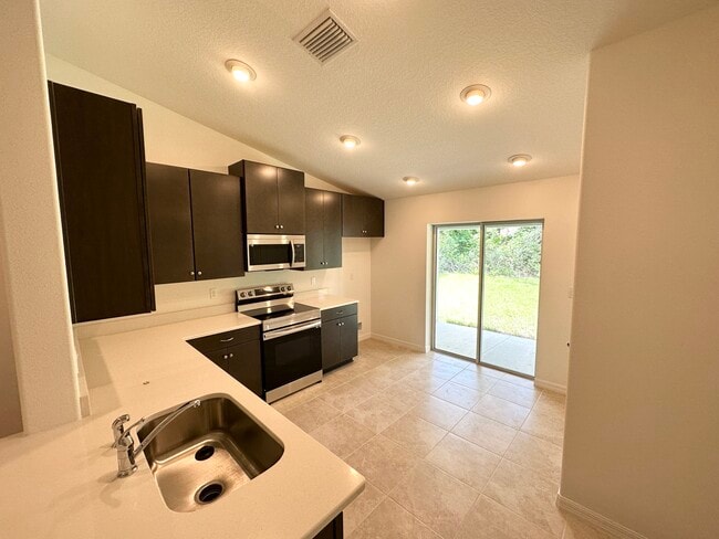 Building Photo - 100 Slumber Meadow Trail