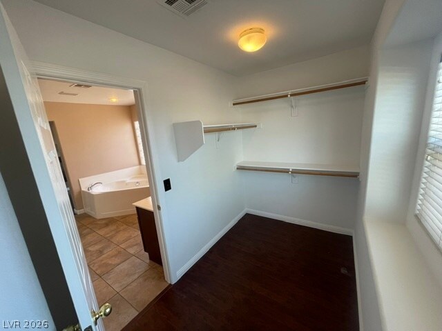 Building Photo - 5645 Breckenridge St
