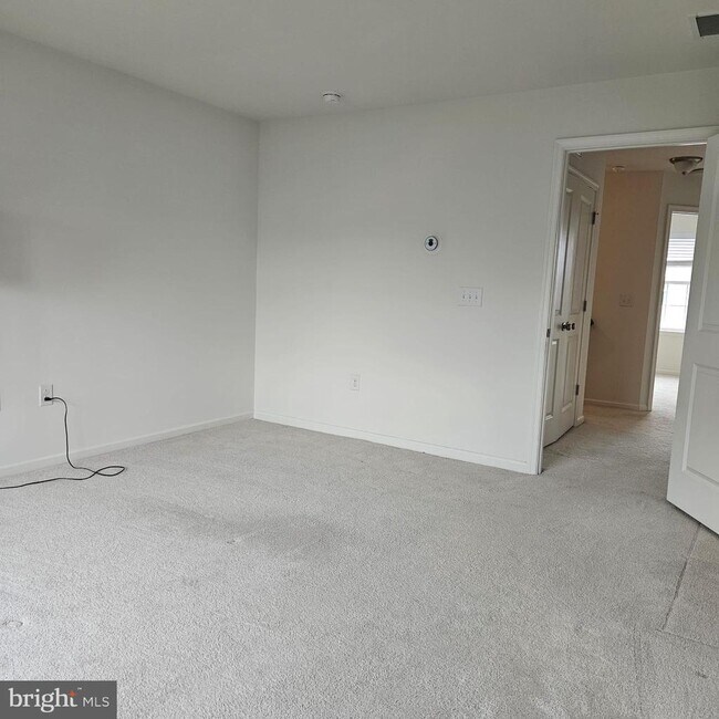 Building Photo - 76 Kramer Ct