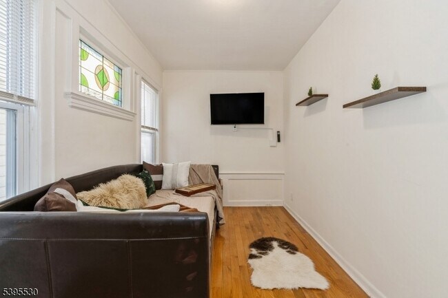 Building Photo - 41-43 Poe Avenue Unit