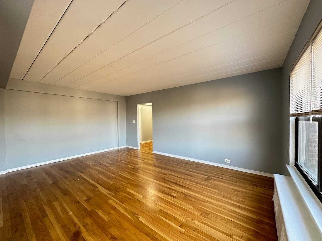 Building Photo - 1360 W Touhy Ave
