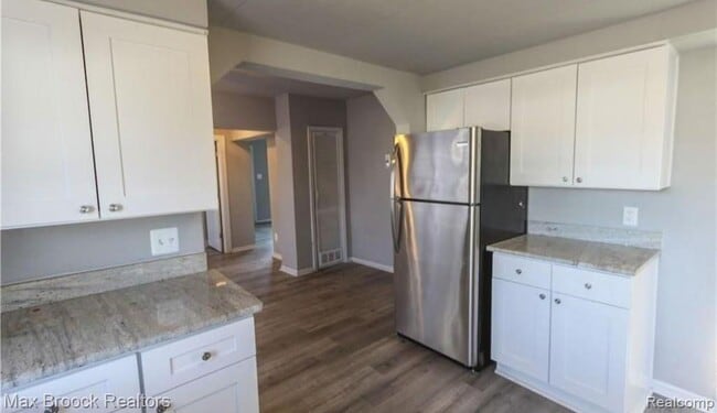 Building Photo - 19997 Negaunee