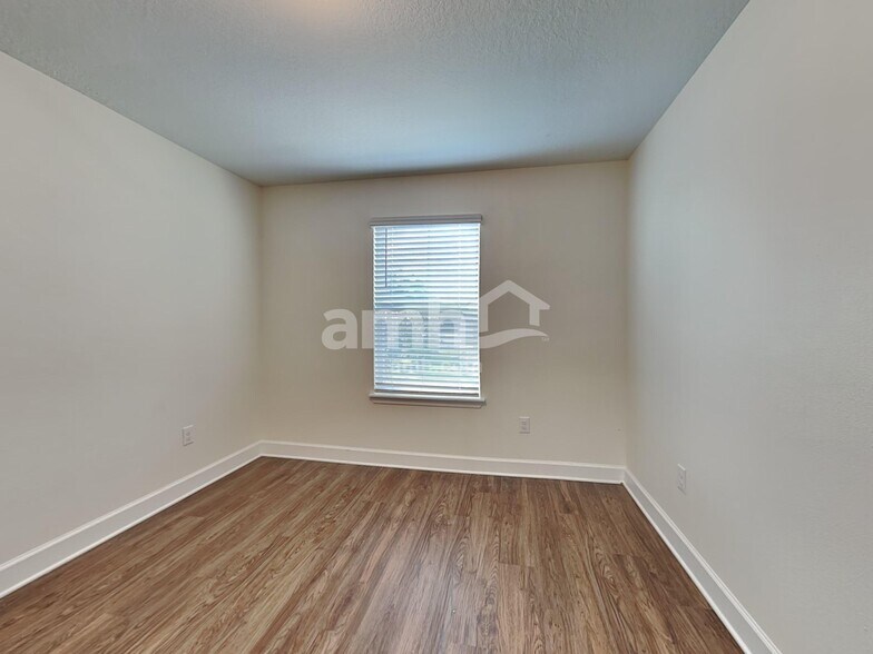 Building Photo - 6608 Hidden Rose Pl