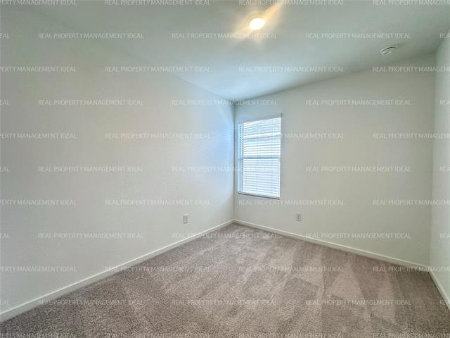 Building Photo - 718 Sandhill Crane Ln