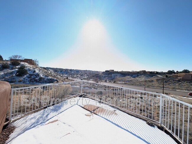 Building Photo - 363 Pinon Creek Rd SE