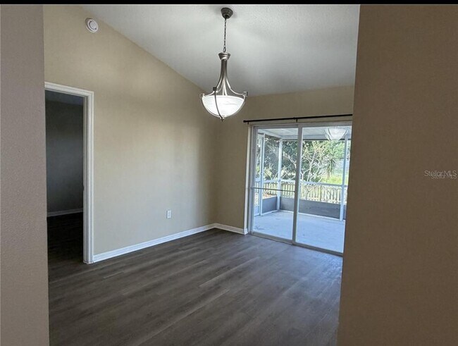 Building Photo - 1921 Tinker Dr