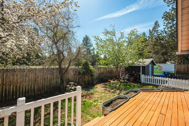 Building Photo - "Charming 3-Bedroom Home Near the Old Mill"