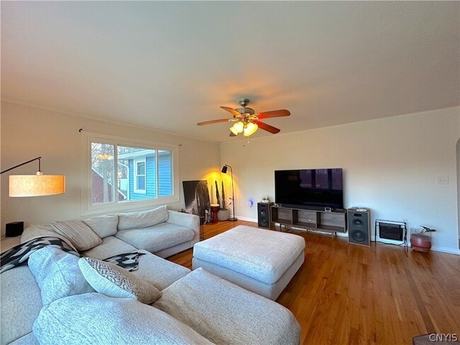 Building Photo - 4055 Bristol Rd