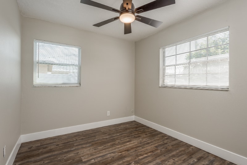 Building Photo - 2326 E 112th Ave