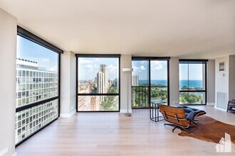 Building Photo - 2 bedroom in Chicago IL 60614