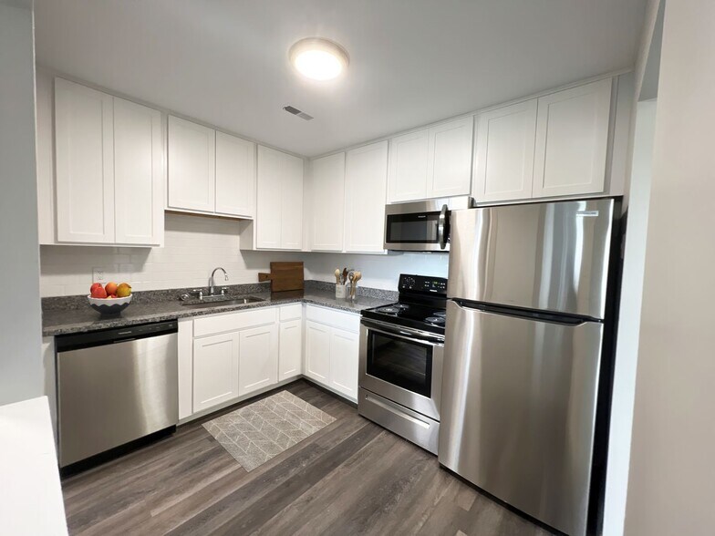 Interior Photo - Chalet Villa Lakefront Community