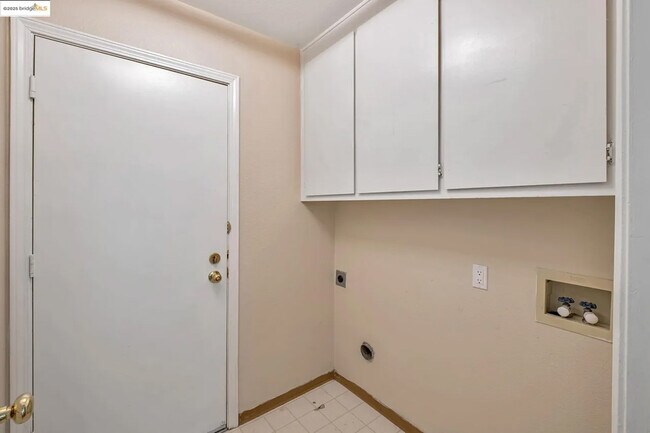 Building Photo - 85 Duckhorn Pl