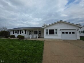 Building Photo - 806 Harney Dr